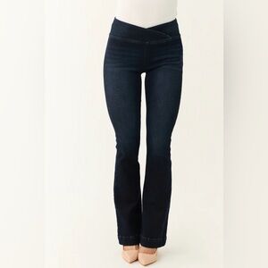 💕👖KanCan Super Dark Wash Mid Rise Pull On Bootcut Jeans👖💕